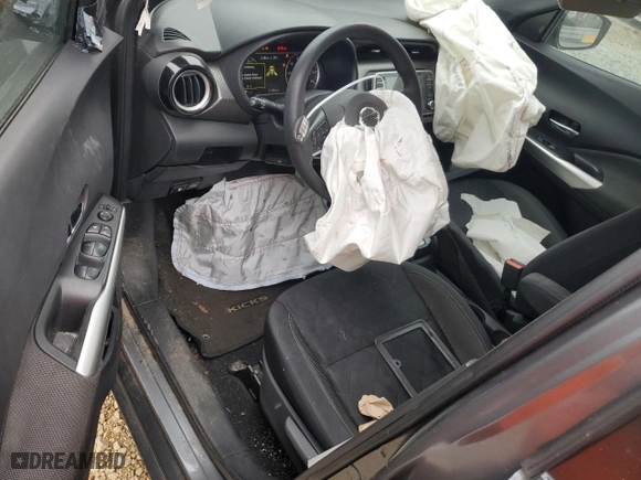2020 Nissan Kicks SV with VIN 3N1CP5CV2LL477729, listed as a Copart auction lot 45300225 with 91,550 mi miles and Salvage Title. Bid and sale history available at carsss.com. Image 8.