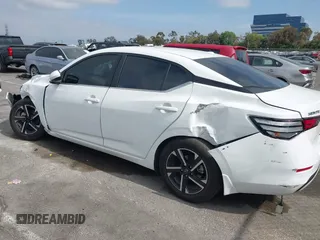 2024 Nissan Sentra SV z VIN 3N1AB8CV6RY326752, wystawiony jako IAAI lot #42368521 z przebiegiem 17 348 mil mil oraz . Historia ofert i sprzedaży dostępna na DreamBid. Obrazek 6.