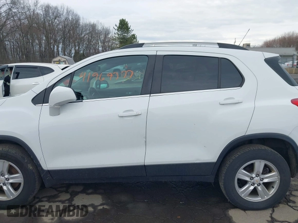 2017 Chevrolet Trax LT with VIN KL7CJPSB6HB054501, listed as a IAAI auction lot 41969377 with 141,858 mi miles. Bid and sale history available at carsss.com. Image 14.