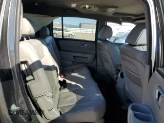 2011 Honda Pilot EX-L with VIN 5FNYF3H67BB030564, listed as a Copart auction lot 46863995 with 204,027 mi miles and Salvage Title. Bid and sale history available at carsss.com. Image 10.