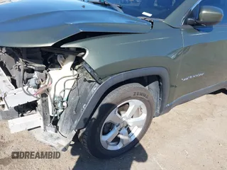 2017 Jeep Compass Latitude with VIN 3C4NJCBB0HT642901, listed as a IAAI auction lot 42497712 with 130,959 mi miles and . Bid and sale history available at DreamBid. Image 18.