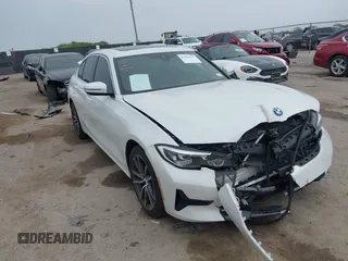2020 BMW 3 Series 330i z VIN WBA5R1C02LFH42964, wystawiony jako IAAI lot #41892537 z przebiegiem 58 878 mil mil oraz . Historia ofert i sprzedaży dostępna na DreamBid. Obrazek 1.