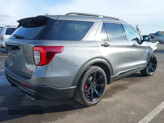 2022 Ford Explorer ST with VIN 1FM5K8GC3NGA17738, listed as a IAAI auction lot 41546088 with 54,636 mi miles. Bid and sale history available at carsss.com. Image 4.