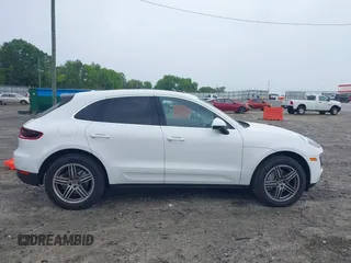 2015 Porsche Macan S с VIN WP1AB2A59FLB53101, выставлен на аукционе IAAI как лот 42371277 с пробегом 47 278 миль миль и . История ставок и продаж доступна на DreamBid. Изображение 13.