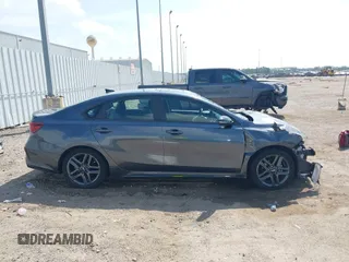 2020 Kia Forte GT-Line z VIN 3KPF34AD8LE164490, wystawiony jako IAAI lot #42066808 z przebiegiem 80 381 mil mil oraz . Historia ofert i sprzedaży dostępna na DreamBid. Obrazek 14.