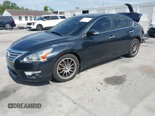 2013 Nissan Altima SV with VIN 1N4AL3APXDC253975, listed as a IAAI auction lot 42112765 with 169,825 mi miles and . Bid and sale history available at carsss.com. Image 17.