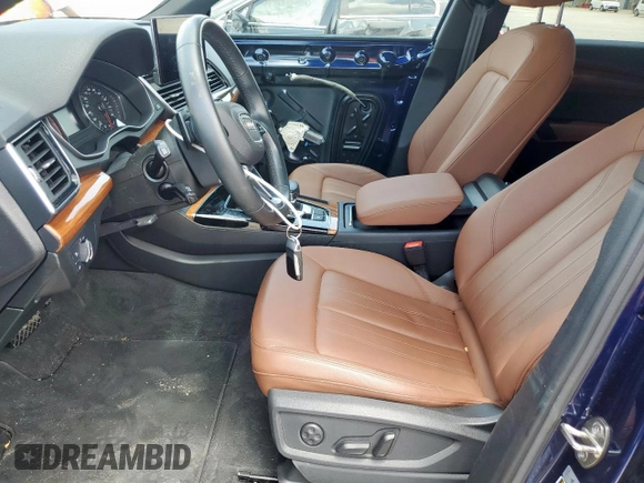2021 Audi Q5 Premium with VIN WA1AAAFY0M2050924, listed as a Copart auction lot 61197765 with 29,723 mi miles and Salvage title. Bid and sale history available at DreamBid. Image 7.