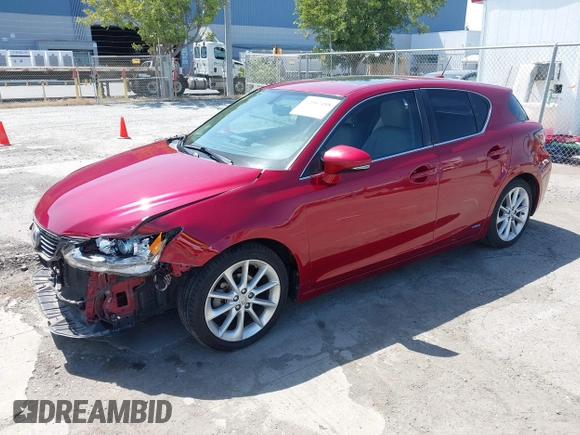 2011 Lexus CT 200h z VIN JTHKD5BH6B2021857, wystawiony jako IAAI lot #42047488 z przebiegiem 99 887 mil mil oraz . Historia ofert i sprzedaży dostępna na DreamBid. Obrazek 2.
