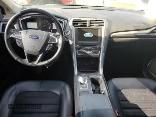 2017 Ford Fusion SE with VIN 3FA6P0H77HR346846, listed as a Copart auction lot 61825065 with 100,245 mi miles and Salvage title. Bid and sale history available at DreamBid. Image 8.