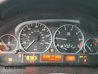 2005 BMW 3 Series 330xi with VIN WBAEW53465PN39279, listed as a Copart auction lot 84885044 with 194,282 mi miles and Salvage Title. Bid and sale history available at DreamBid. Image 9.