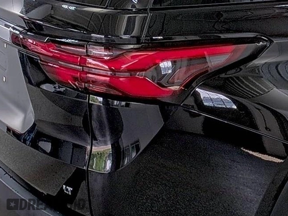 2022 Chevrolet Traverse LT Cloth with VIN 1GNEVMKW7NJ123108, listed as a IAAI auction lot 42854233 with 63,624 mi miles and . Bid and sale history available at DreamBid. Image 34.