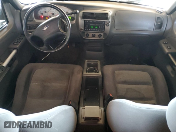 2005 Ford Explorer Sport Trac XLS с VIN 1FMZU67K15UA23188, выставлен на аукционе Copart как лот 61647445 с пробегом 212 302 миль миль и Списание • Salvage title. История ставок и продаж доступна на DreamBid. Изображение 8.