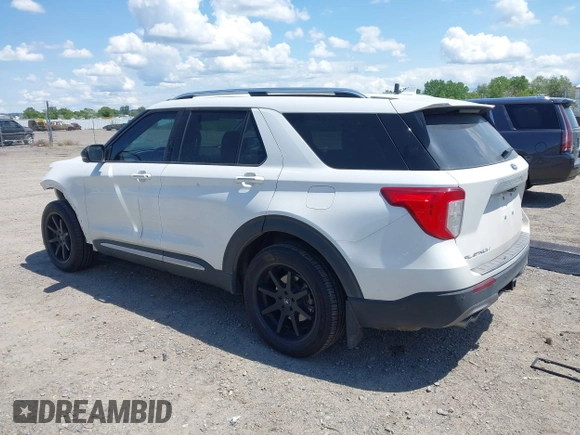 2020 Ford Explorer Platinum z VIN 1FM5K8HC2LGB75970, wystawiony jako IAAI lot #42369219 z przebiegiem 61 716 mil mil oraz . Historia ofert i sprzedaży dostępna na DreamBid. Obrazek 3.