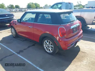 2014 MINI Hardtop S z VIN WMWXM7C52ET969336, wystawiony jako IAAI lot #42112470 z przebiegiem 112 107 mil mil oraz . Historia ofert i sprzedaży dostępna na DreamBid. Obrazek 3.