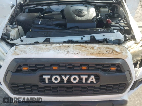 2017 Toyota Tacoma SR5 with VIN 3TMCZ5AN7HM065026, listed as a Copart auction lot 60438365 with 122,329 mi miles and Salvage title. Bid and sale history available at DreamBid. Image 11.