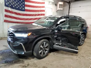 2024 Honda Pilot Touring with VIN 5FNYG1H76RB000136, listed as a Copart auction lot 88951675 with 15,241 mi miles and Salvage Title. Bid and sale history available at carsss.com. Image 1.