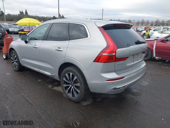 2023 Volvo XC60 Plus Bright Theme with VIN YV4L12RN9P1375763, listed as a IAAI auction lot 41868161 with 34,776 mi miles. Bid and sale history available at carsss.com. Image 3.