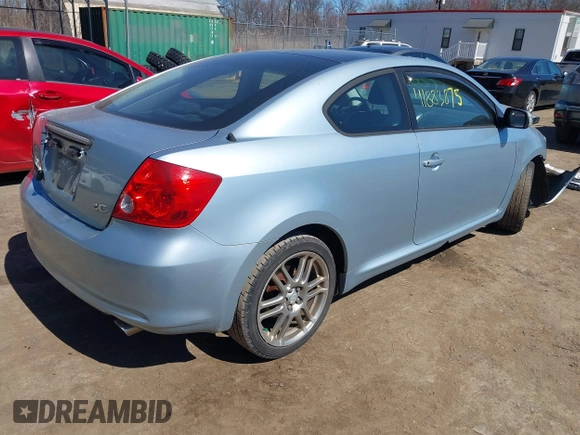 2005 Scion tC z VIN JTKDE177550057676, wystawiony jako IAAI lot #41883875 z przebiegiem 133 014 mil mil oraz . Historia ofert i sprzedaży dostępna na DreamBid. Obrazek 4.
