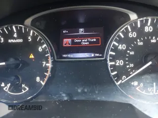 2017 Nissan Altima 2.5 SV with VIN 1N4AL3APXHC262634, listed as a IAAI auction lot 39251600 with 193,110 mi miles. Bid and sale history available at carsss.com. Image 7.