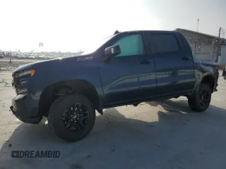 2020 Chevrolet Silverado 1500 LT Trail Boss with VIN 3GCPYFED8LG295564, listed as a Copart auction lot 49133095 with 51,372 mi miles and Clean Title. Bid and sale history available at carsss.com. Image 1.