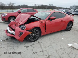 2020 Toyota 86 GT with VIN JF1ZNAE18L8752007, listed as a Copart auction lot 85584844 with 84,127 mi miles and Salvage Title. Bid and sale history available at carsss.com. Image 1.