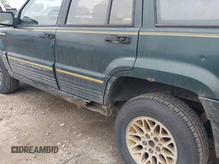 1993 Jeep Grand Cherokee Limited with VIN 1J4GZ78Y2PC540394, listed as a IAAI auction lot 42171655 with 94,417 mi miles and . Bid and sale history available at DreamBid. Image 14.