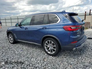 2019 BMW X5 xDrive40i with VIN 5UXCR6C53KLL63986, listed as a Copart auction lot 60786055 with 72,241 mi miles and Salvage title. Bid and sale history available at DreamBid. Image 2.