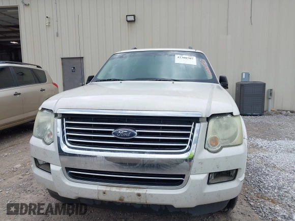 2008 Ford Explorer XLT with VIN 1FMEU63E38UB07385, listed as a IAAI auction lot 42300707 with 305,049 mi miles and . Bid and sale history available at DreamBid. Image 6.