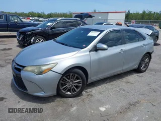 2015 Toyota Camry XLE z VIN 4T1BF1FK5FU970543, wystawiony jako IAAI lot #42373776 z przebiegiem 119 090 mil mil oraz . Historia ofert i sprzedaży dostępna na DreamBid. Obrazek 17.