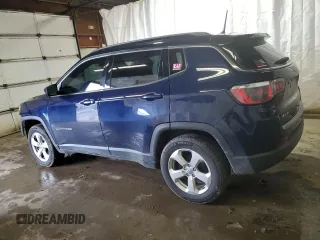 2018 Jeep Compass Latitude с VIN 3C4NJDBB1JT239392, выставлен на аукционе Copart как лот 63957405 с пробегом 113 021 миль миль и Списание • Salvage title. История ставок и продаж доступна на DreamBid. Изображение 2.