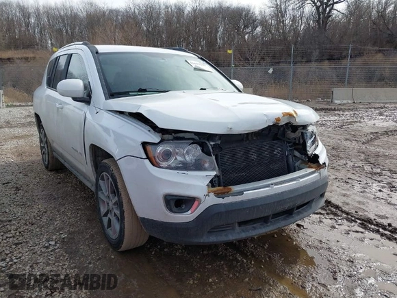 2014 Jeep Compass Limited with VIN 1C4NJDCB3ED682220, listed as a IAAI auction lot 41693233 with 149,380 mi miles. Bid and sale history available at carsss.com. Image 1.