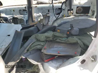 2003 Chevrolet Tracker ZR2 z VIN 2CNBJ734236932592, wystawiony jako Copart lot #58171145 z przebiegiem Nie podano mil oraz Szkoda całkowita • Salvage title. Historia ofert i sprzedaży dostępna na DreamBid. Obrazek 11.