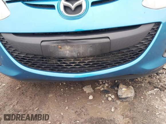 2012 Mazda 2 Sport z VIN JM1DE1KY7C0141308, wystawiony jako IAAI lot #42362946 z przebiegiem 125 424 mil mil oraz . Historia ofert i sprzedaży dostępna na DreamBid. Obrazek 6.