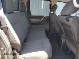 2014 Nissan Titan SV with VIN 1N6AA0ED2EN513724, listed as a Copart auction lot 58641975 with 221,961 mi miles and Salvage title. Bid and sale history available at DreamBid. Image 10.