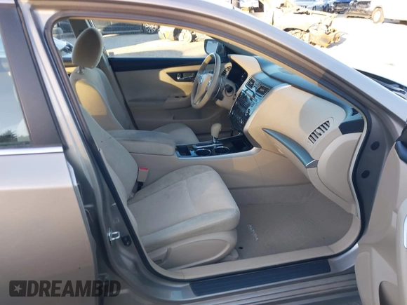2013 Nissan Altima SV with VIN 1N4BL3AP4DN559367, listed as a IAAI auction lot 41436582 with 241,732 mi miles and . Bid and sale history available at DreamBid. Image 5.