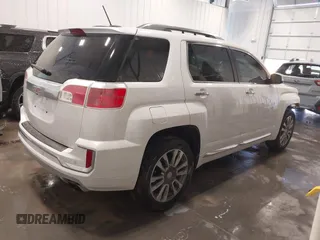 2017 GMC Terrain Denali z VIN 2GKFLVE32H6100609, wystawiony jako IAAI lot #41730080 z przebiegiem 99 252 mil mil oraz . Historia ofert i sprzedaży dostępna na DreamBid. Obrazek 4.