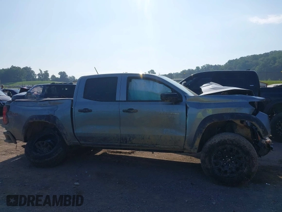 2024 Chevrolet Colorado 4WD Trail Boss with VIN 1GCPTEEK8R1307923, listed as a IAAI auction lot 42423905 with 4,190 mi miles and . Bid and sale history available at DreamBid. Image 13.