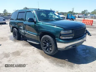 2004 Chevrolet Tahoe LS with VIN 1GNEK13Z74J182853, listed as a IAAI auction lot 41919117 with 141,188 mi miles. Bid and sale history available at carsss.com. Image 1.