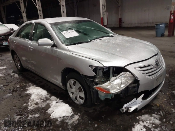 2009 Toyota Camry z VIN 4T1BE46KX9U352465, wystawiony jako IAAI lot #41518299 z przebiegiem 107 348 mil mil oraz . Historia ofert i sprzedaży dostępna na DreamBid. Obrazek 1.