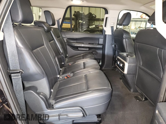 2024 Ford Expedition Max XLT with VIN 1FMJK1J80REA39398, listed as a Copart auction lot 63090695 with 46,528 mi miles and Clean title. Bid and sale history available at DreamBid. Image 11.