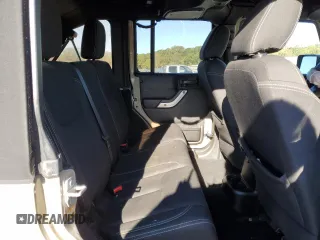 2017 Jeep Wrangler Unlimited Sahara with VIN 1C4BJWEG3HL755409, listed as a Copart auction lot 76268524 with 0 mi miles and Salvage Title. Bid and sale history available at carsss.com. Image 10.