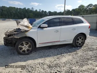 2015 Volvo XC60 z VIN YV449MDD9F2622666, wystawiony jako Copart lot #69219034 z przebiegiem Nie podano mil oraz Szkoda całkowita • Salvage title. Historia ofert i sprzedaży dostępna na DreamBid. Obrazek 1.