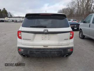 2021 Honda Passport EX-L с VIN 5FNYF8H55MB004813, выставлен на аукционе IAAI как лот 41262942 с пробегом 69 585 миль миль и . История ставок и продаж доступна на DreamBid. Изображение 16.