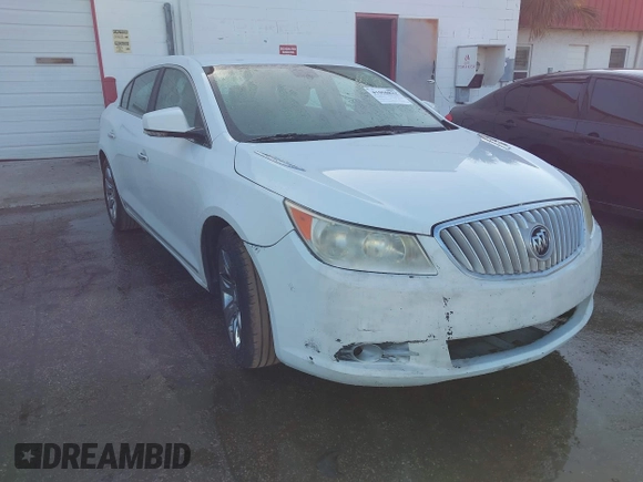 2011 Buick LaCrosse CXL with VIN 1G4GC5ED1BF355558, listed as a IAAI auction lot 41950822 with 279,381 mi miles. Bid and sale history available at carsss.com. Image 1.
