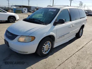 2001 Chrysler Town & Country Limited with VIN 2C8GP64L11R336540, listed as a Copart auction lot 56532555 with 150,652 mi miles and Salvage Title. Bid and sale history available at DreamBid. Image 1.