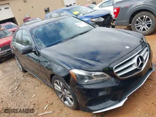 2016 Mercedes-Benz E-Class E 350 Sport with VIN WDDHF5KB2GB281218, listed as a IAAI auction lot 41868737 with 118,554 mi miles. Bid and sale history available at carsss.com. Image 1.