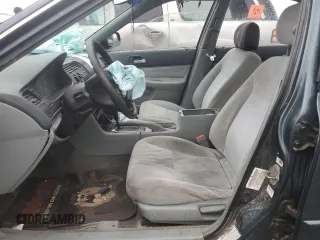 1996 Honda Accord Value with VIN 1HGCD5693TA266021, listed as a Copart auction lot 86699844 with 237,152 mi miles and Salvage Title. Bid and sale history available at DreamBid. Image 7.