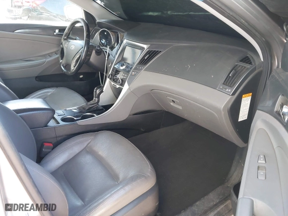 2013 Hyundai Sonata Hybrid with VIN KMHEC4A45DA095642, listed as a IAAI auction lot 41626995 with 183,710 mi miles. Bid and sale history available at carsss.com. Image 5.
