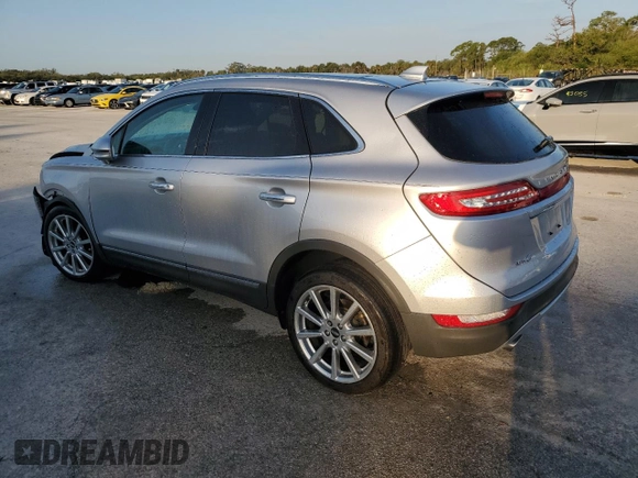 2019 Lincoln MKC Reserve with VIN 5LMCJ3C97KUL46993, listed as a Copart auction lot 55403035 with 42,638 mi miles and Salvage title. Bid and sale history available at DreamBid. Image 2.
