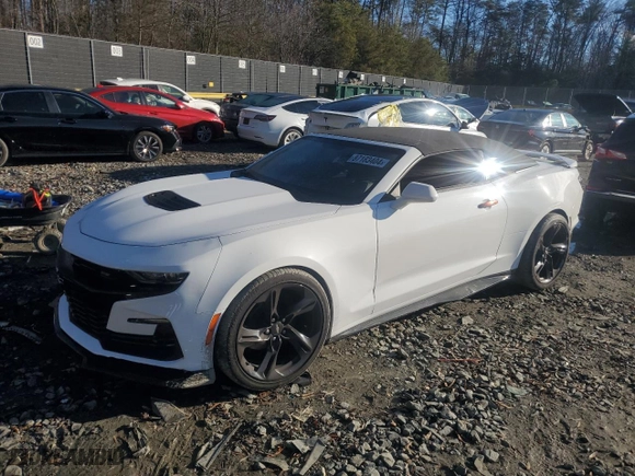 2019 Chevrolet Camaro 2SS with VIN 1G1FH3D79K0133072, listed as a Copart auction lot 87183404 with 103,402 mi miles and Salvage Title. Bid and sale history available at carsss.com. Image 1.